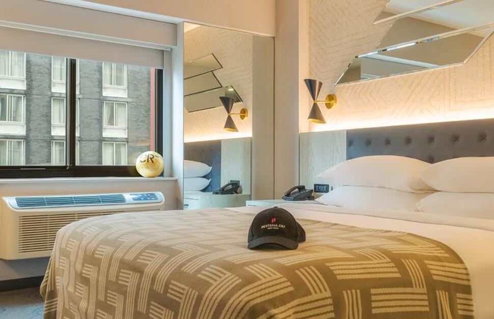 Pestana-CR7-Times-Square-1.jpg