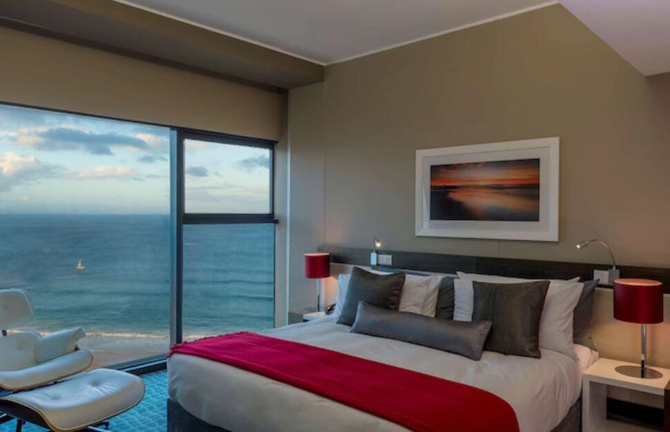 Radisson-Blu-Hotel-Port-Elizabeth-8.jpg