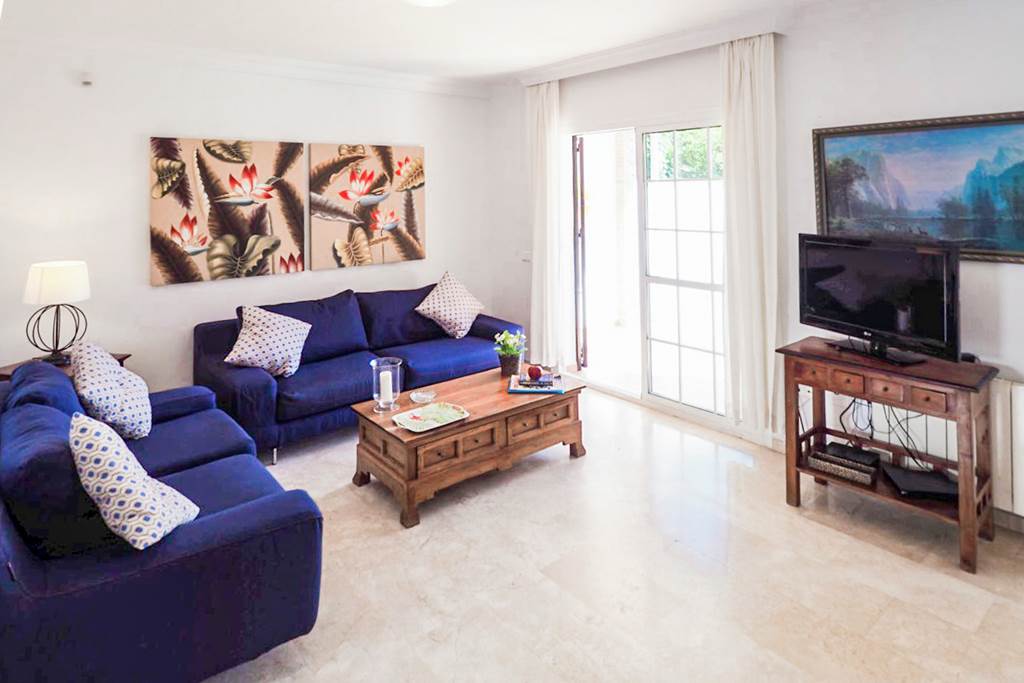 AGP_83589_Villa_Victoria_Nerja_0222_04.jpg