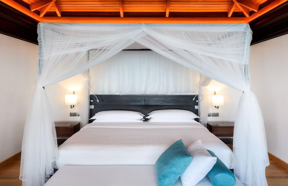 Sheraton-Maldives-Full-Moon-Resort-Spa-13.jpg