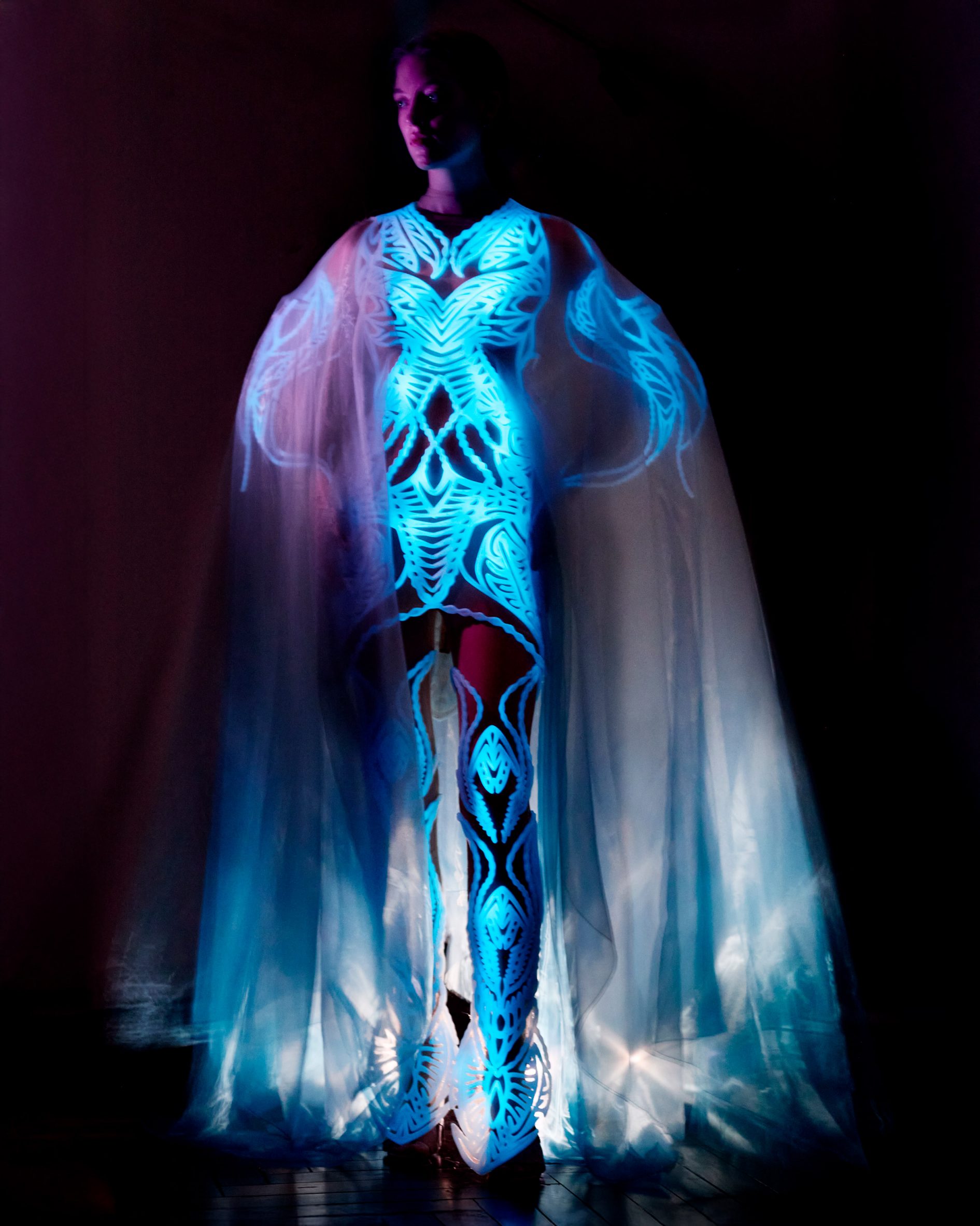 Iris van Herpen: Innovation in Fashion from the 'Living Look' to the AI Virtual Assistant