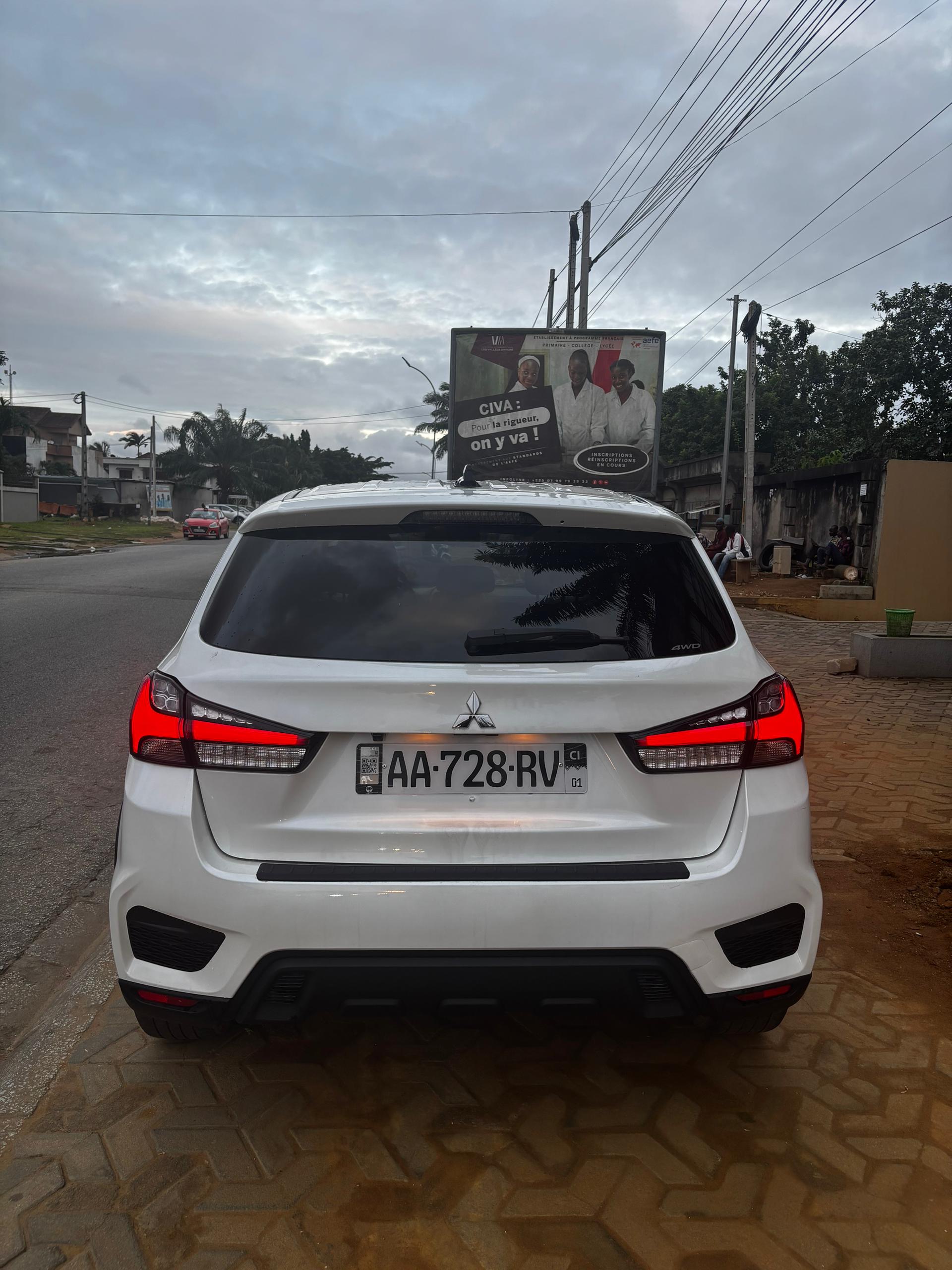 Mitsubishi asx 2021 - Miniature 5