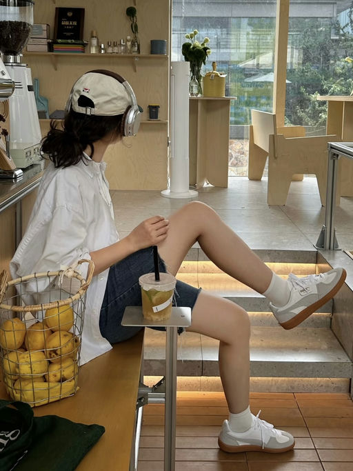 【好夏天的一抹蓝】【Puma 鞋 $27】