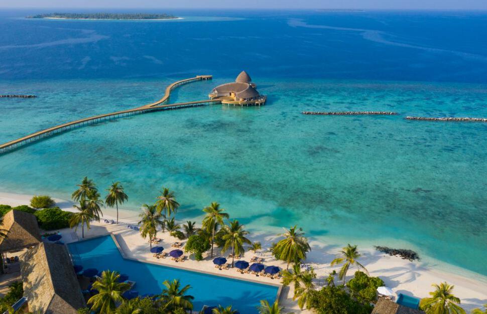 Emerald-Faarufushi-Resort-Spa-Hotel-15.jpg