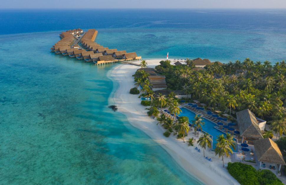 Emerald-Faarufushi-Resort-Spa-Hotel-7.jpg