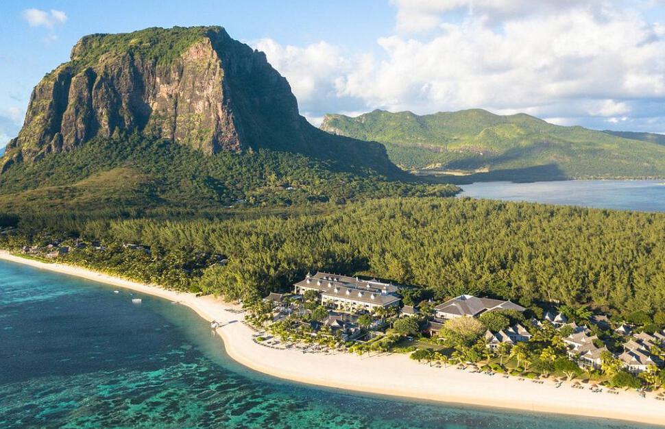 JW-Marriott-Mauritius-Resort-10.jpg