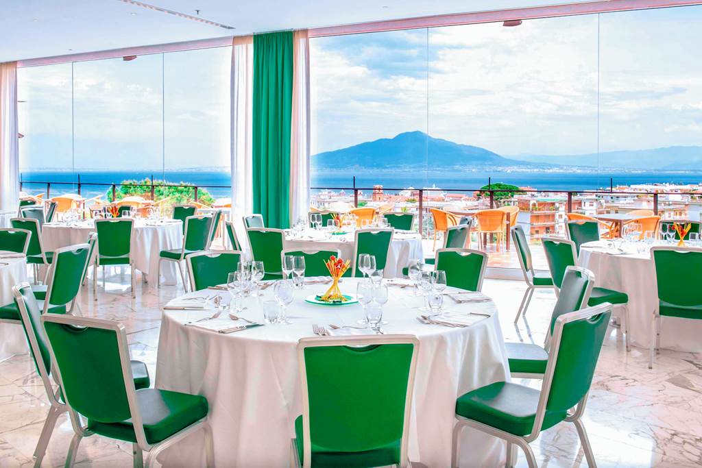 NAP_73162_Hilton_Sorrento_Palace_1221_06.jpg