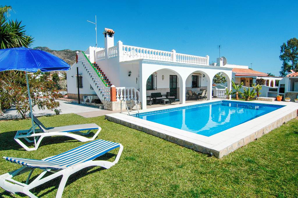 AGP_87376_Villa_Corbera_Nerja_0224_12.jpg