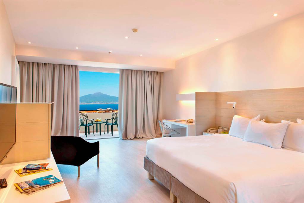 NAP_73162_Hilton_Sorrento_Palace_1221_08.jpg