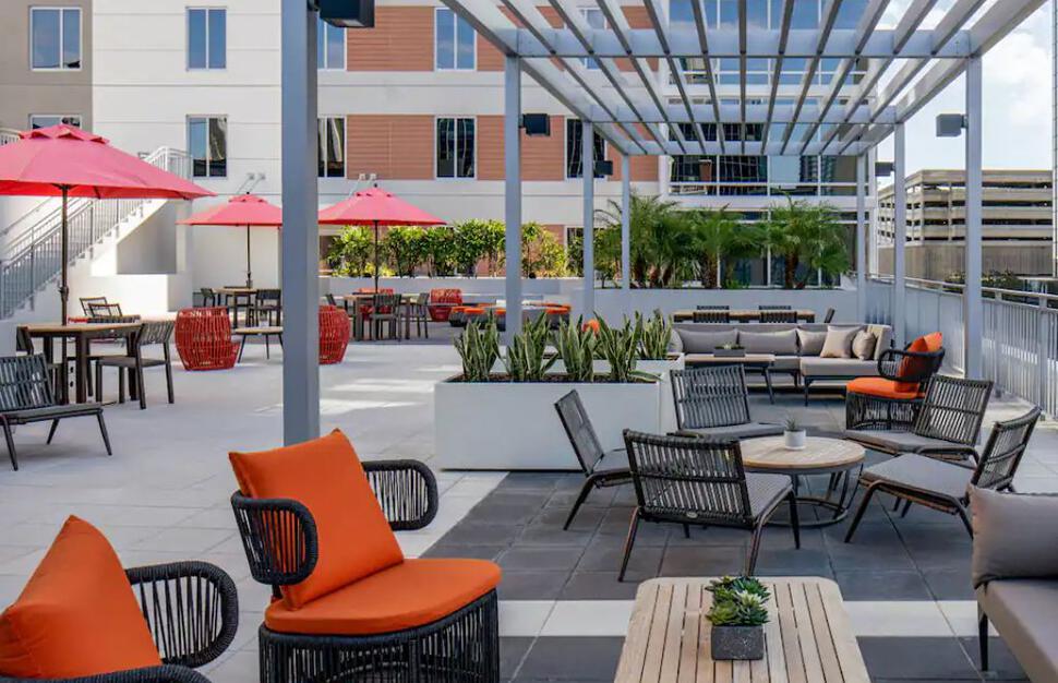 Hyatt-Place-Tampa-Downtown-2.jpg