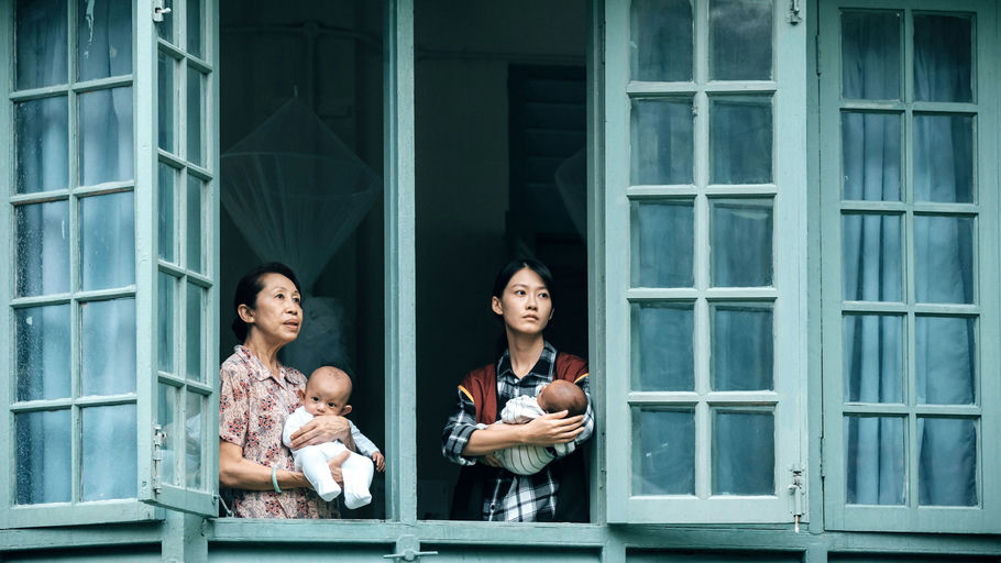 © SUNSTRONG ENTERTAINMENT