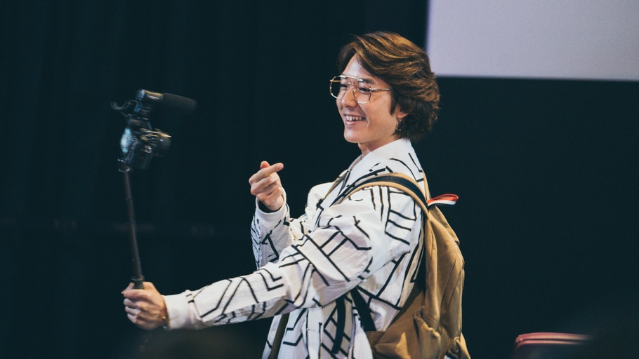 © Golden Scene Company Limited