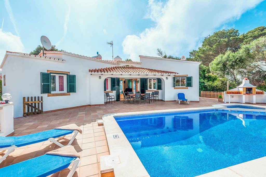 MAH_86684_Villa_Solymar_Menorca_1223_02.jpg