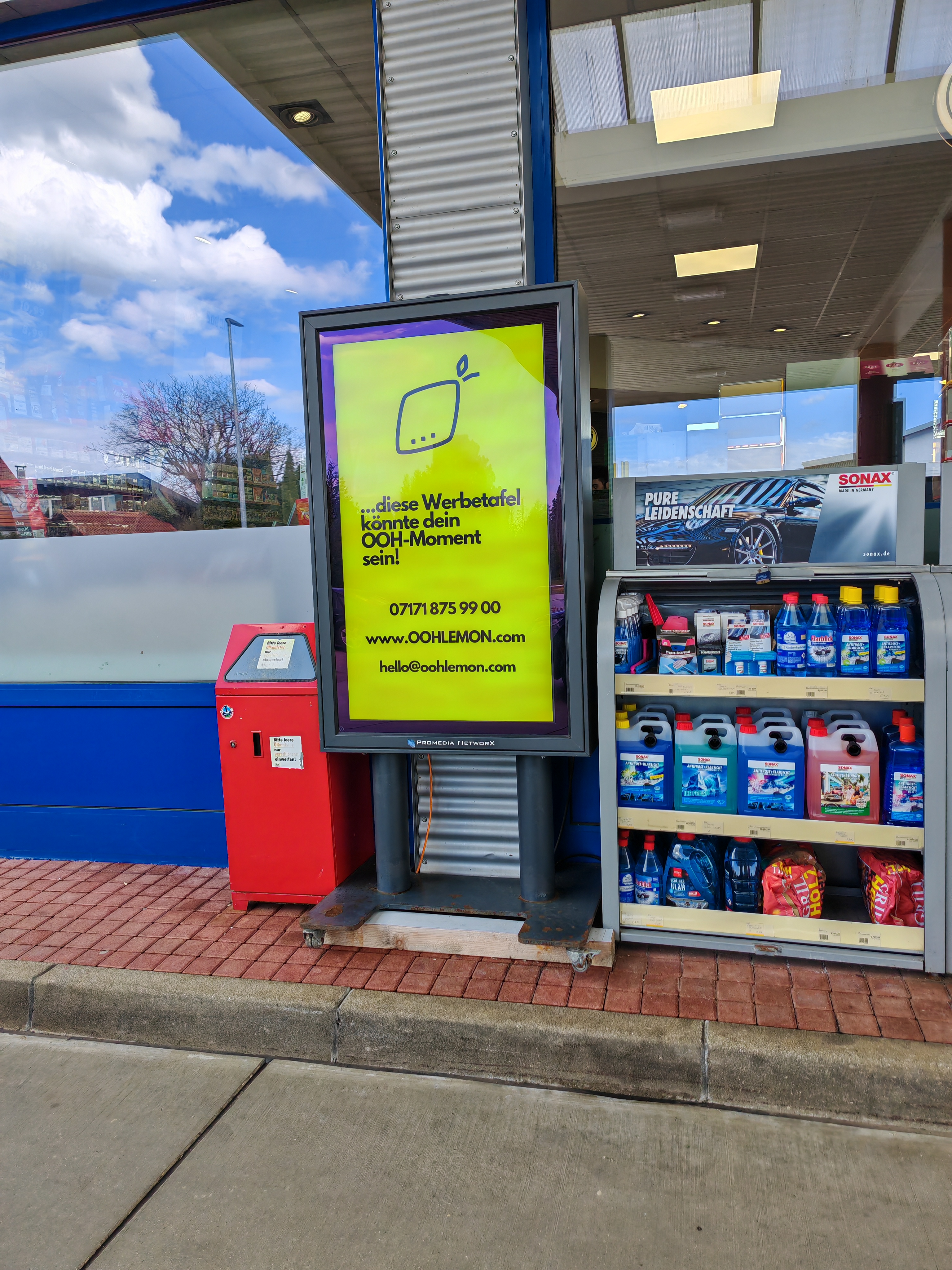 55" Tankstelle Alfdorf Outdoor - Bild 1