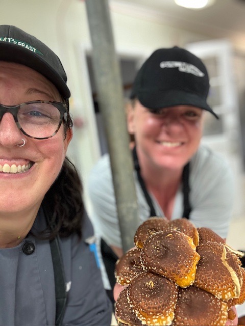 Order fresh & delicious pizza at Deuce Pub & Pit in Columbia, MO.