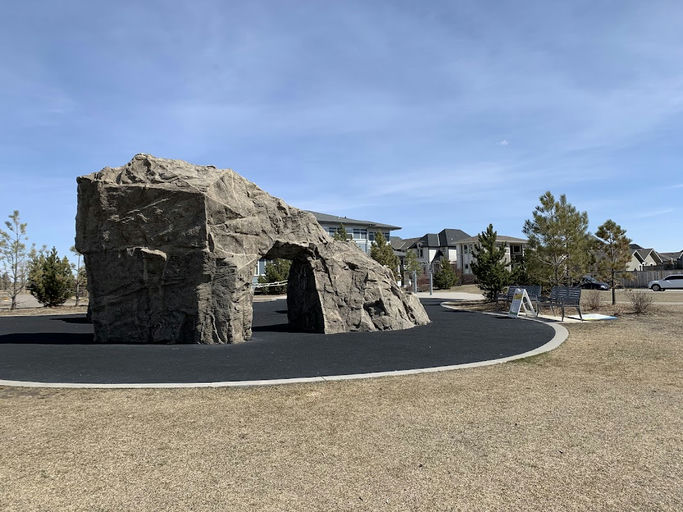 Playground, Mahogany