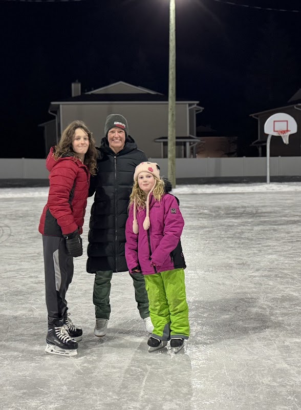 Woodborough Rd SW Playground