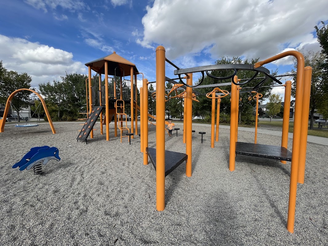 Playground, Mahogany
