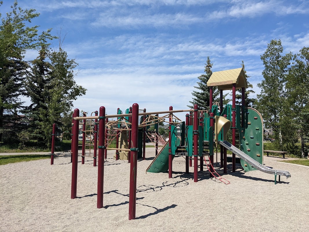 Auburn Bay Gr SE & Auburn Bay Gv SE