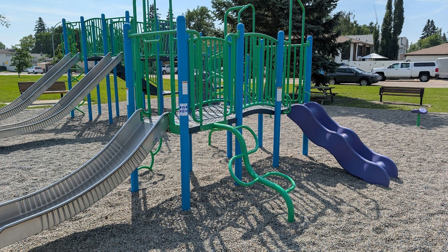 Playground, Ogden
