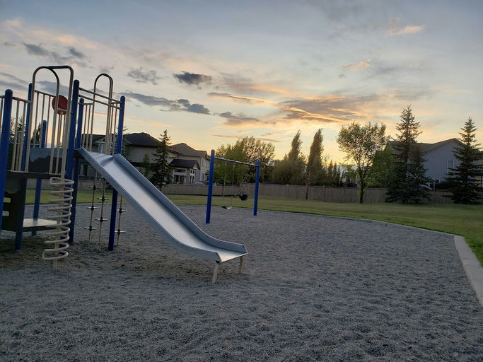 Chapala Rd SE Playground