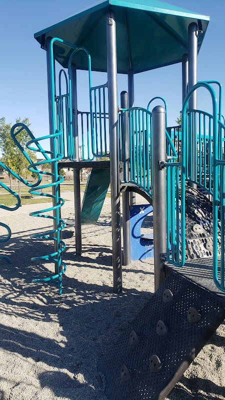 Playground, Mahogany