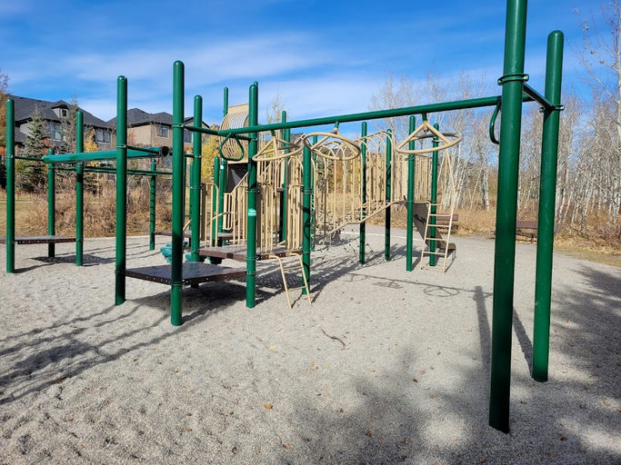 Playground, Aspen Woods