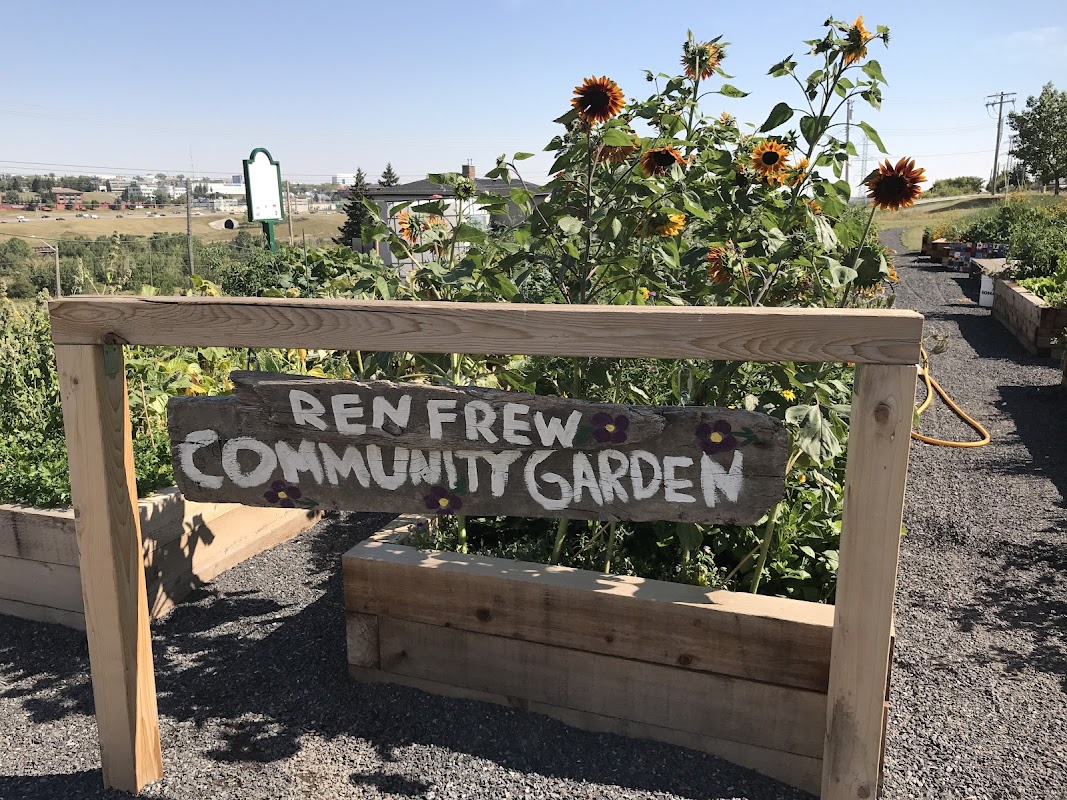 Child Av NE & Park Cr NE