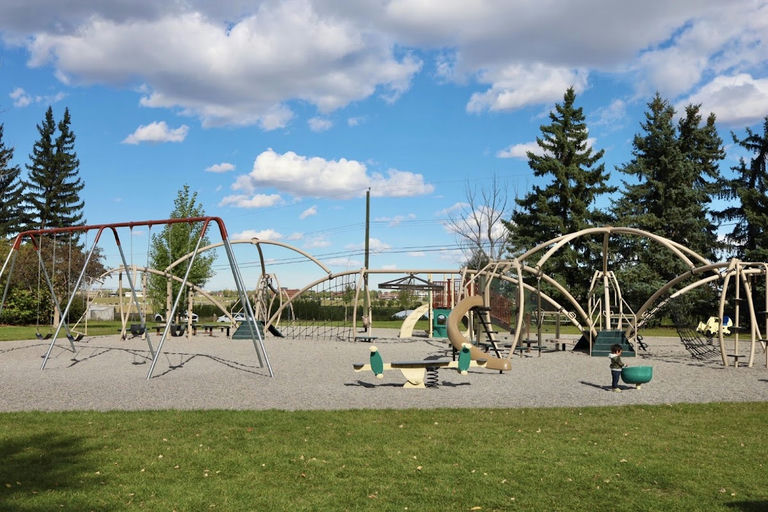 Playground, Winston Heights