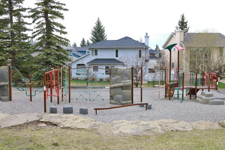 Shawnee Li SW & Shawnee Wy SW