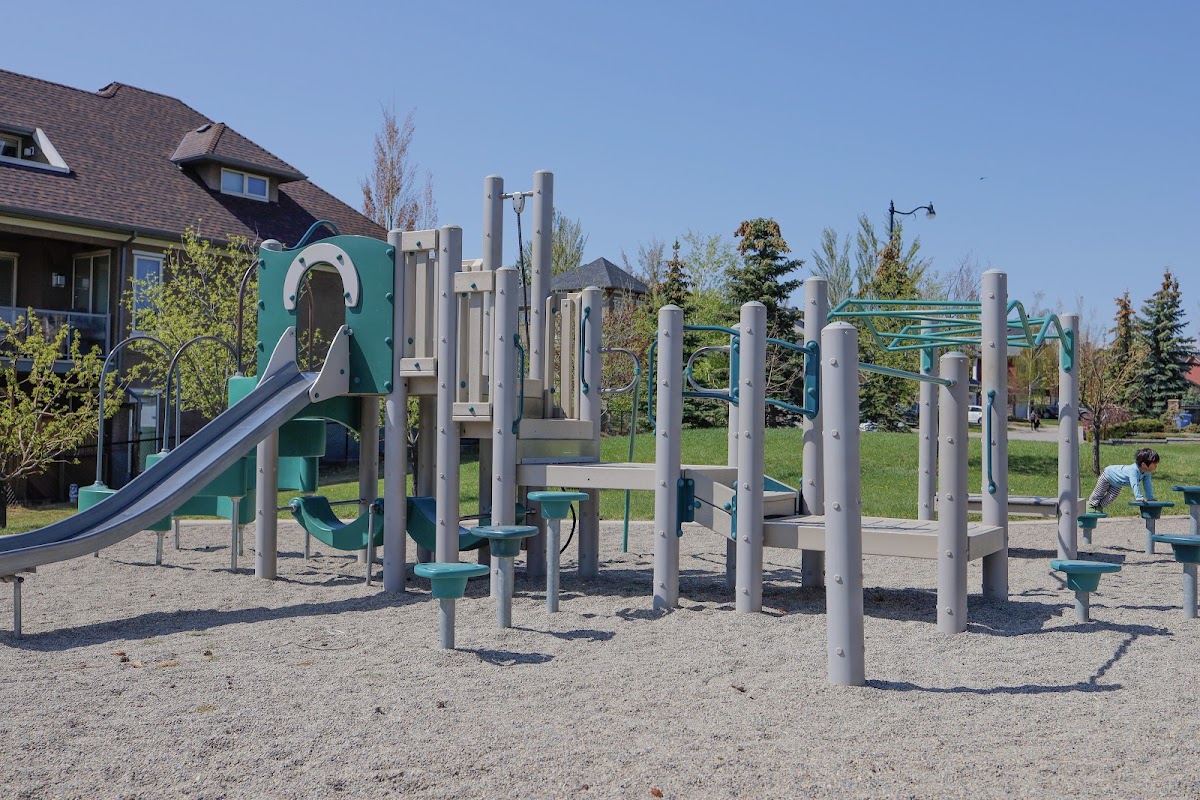 Evergreen Av SW & Evergreen Ci SW