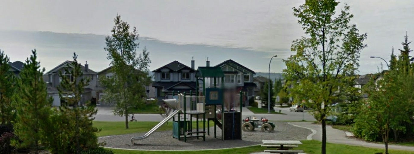 Tuscany Ridge Cr NW & Tuscany Ridge He NW