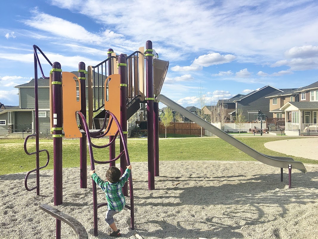 Evansglen Pa NW Playground