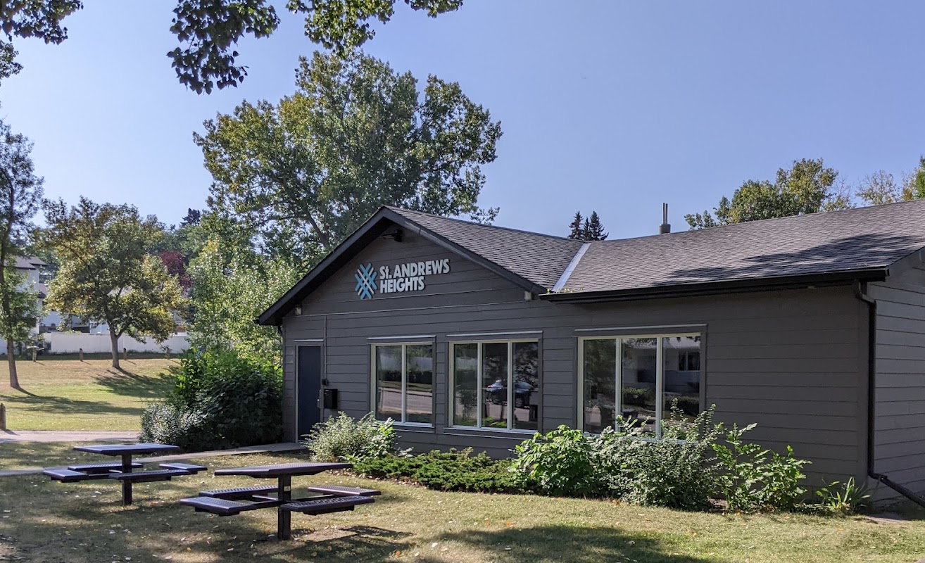 St. Andrews Heights Community Centre / Park 96