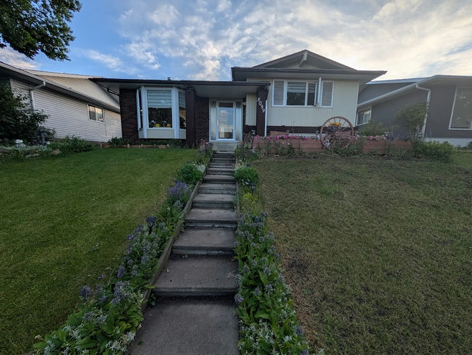 Playground, Whitehorn