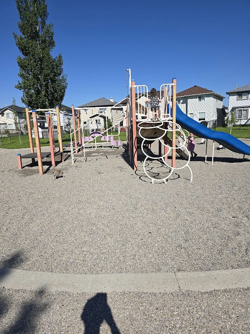 Country Hills Dr NW & Country Hills Ga NW