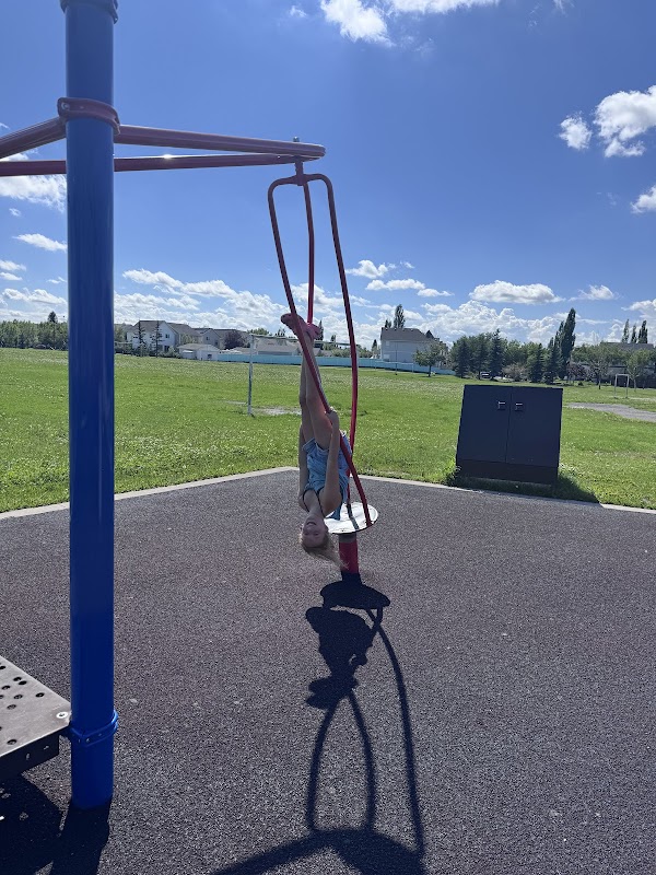 Prestwick Av SE & Prestwick Ci SE