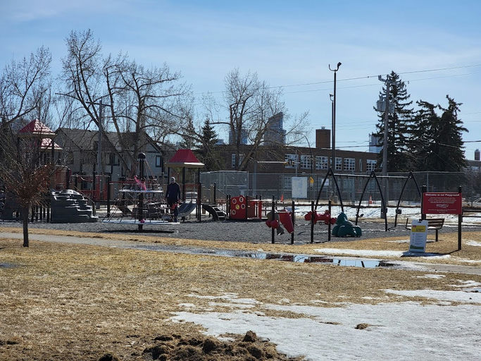 Playground, West Hillhurst