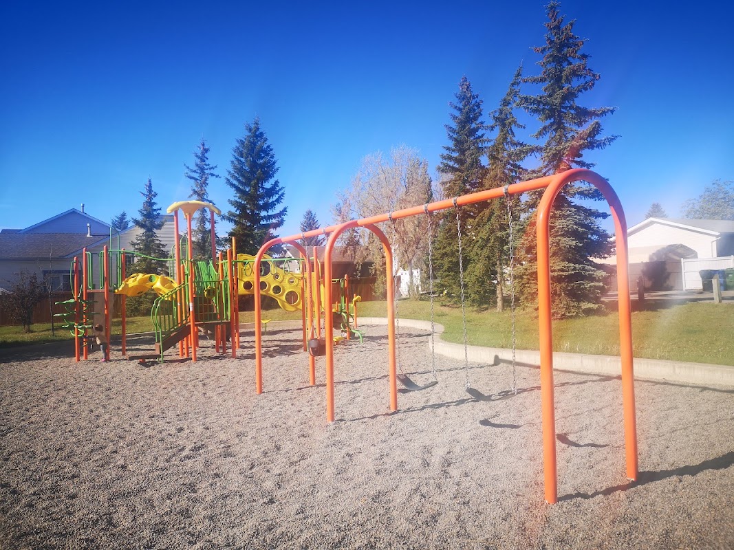 Mt Lorette Cl SE Playground