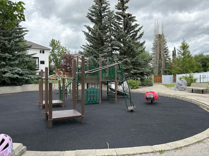 Playground, Scenic Acres