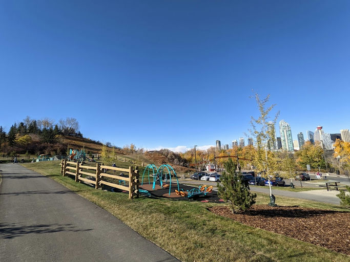 Bellevue Av & Mcdonald Av