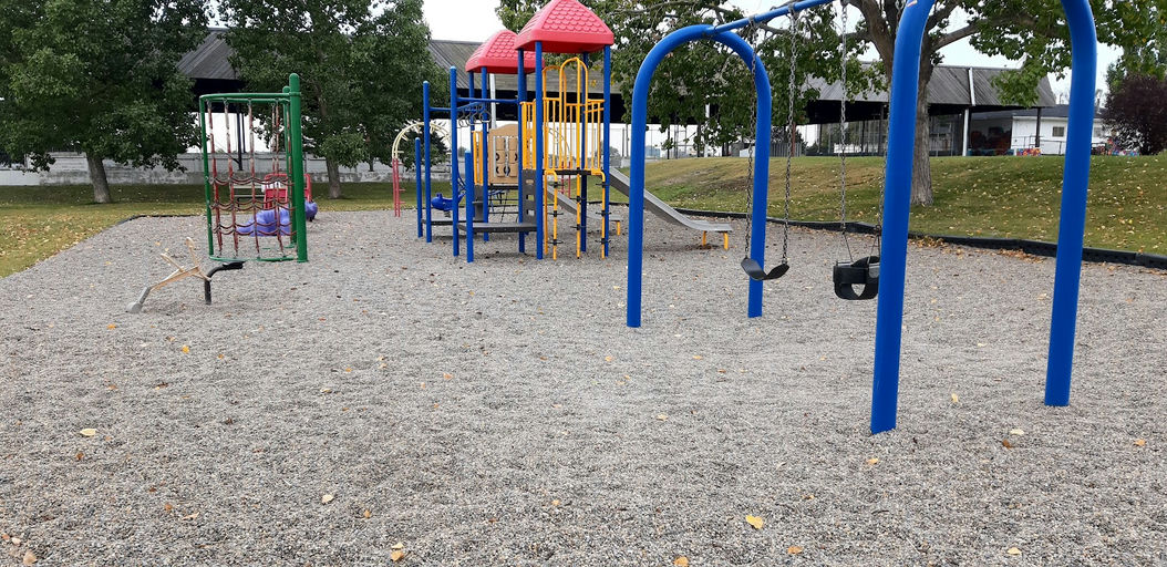 Margaret Av SE & Ramsay St SE