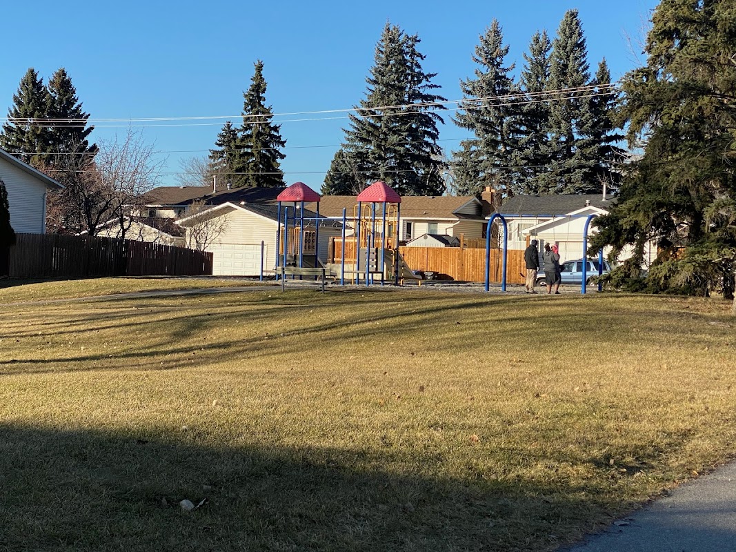 Whiteview Cl NE Playground