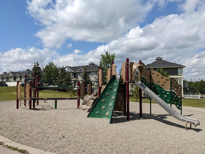 Playground, Auburn Bay