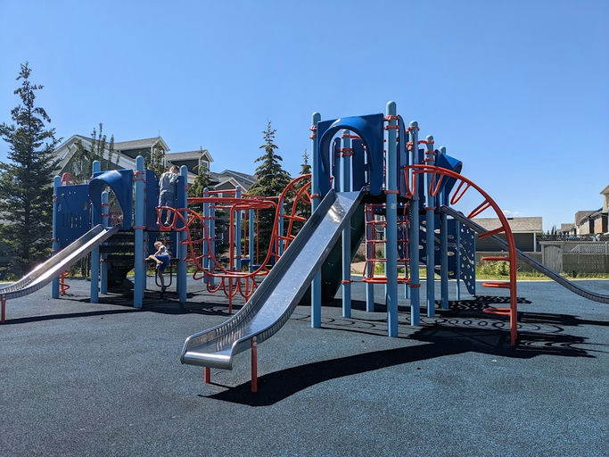 Playground, Auburn Bay