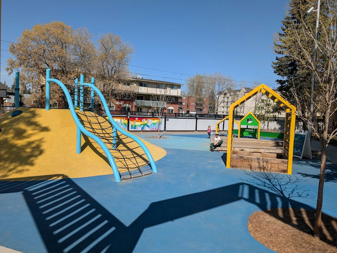 Playground, Sunnyside