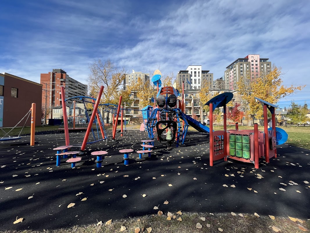 1a St SW Playground