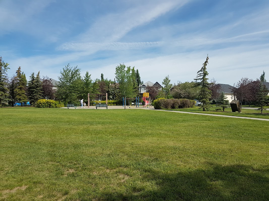 Inverness Cl SE & Inverness Gr SE