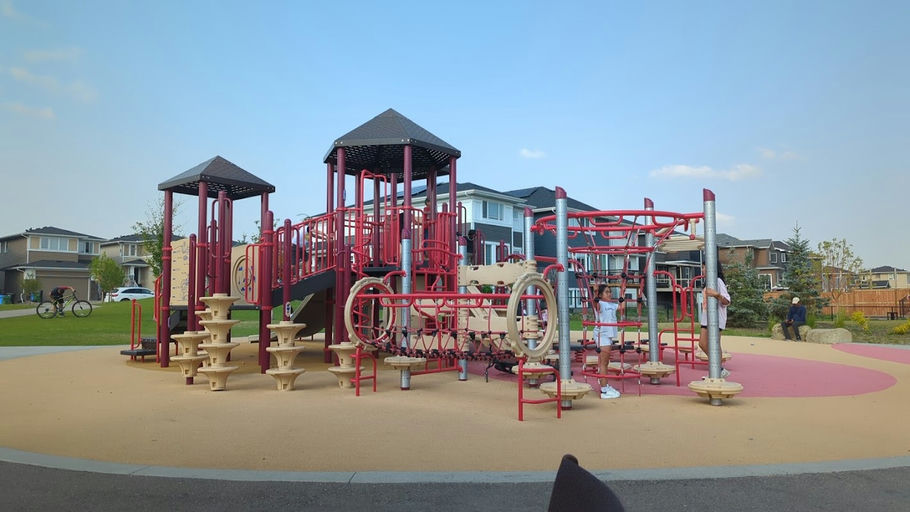 Redstone Av NE & Redstone Bv NE