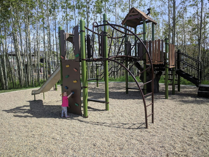 Tuscany Springs Hl NW & Tuscany Wy NW